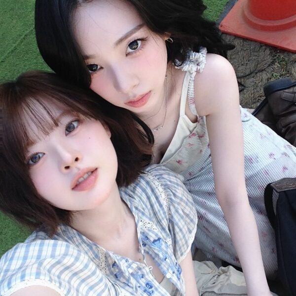 260527 Han Sua Instagram Update with Karina