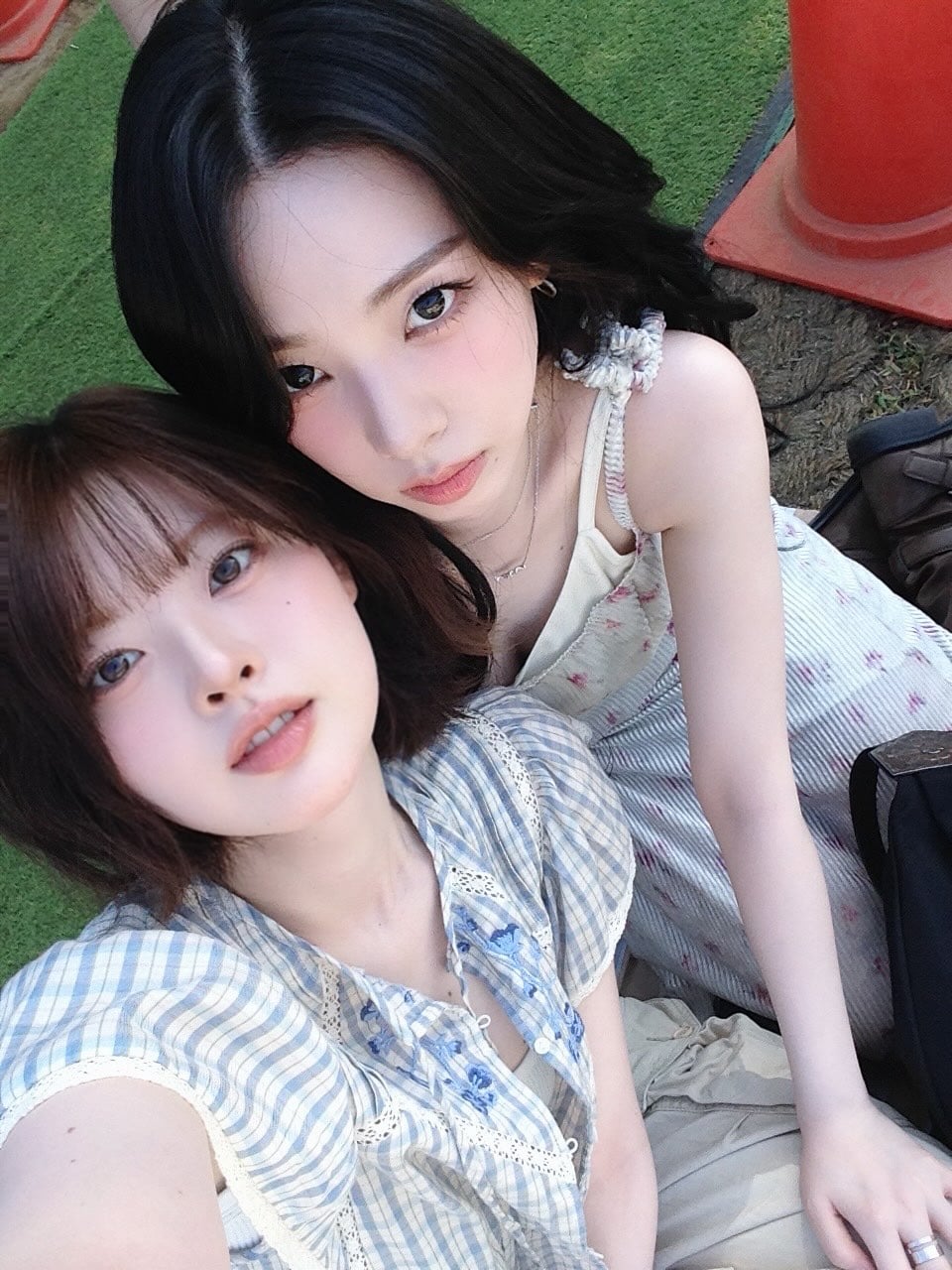 260527 Han Sua Instagram Update with Karina