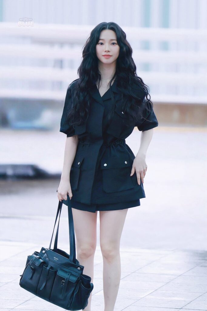 260503 Karina
