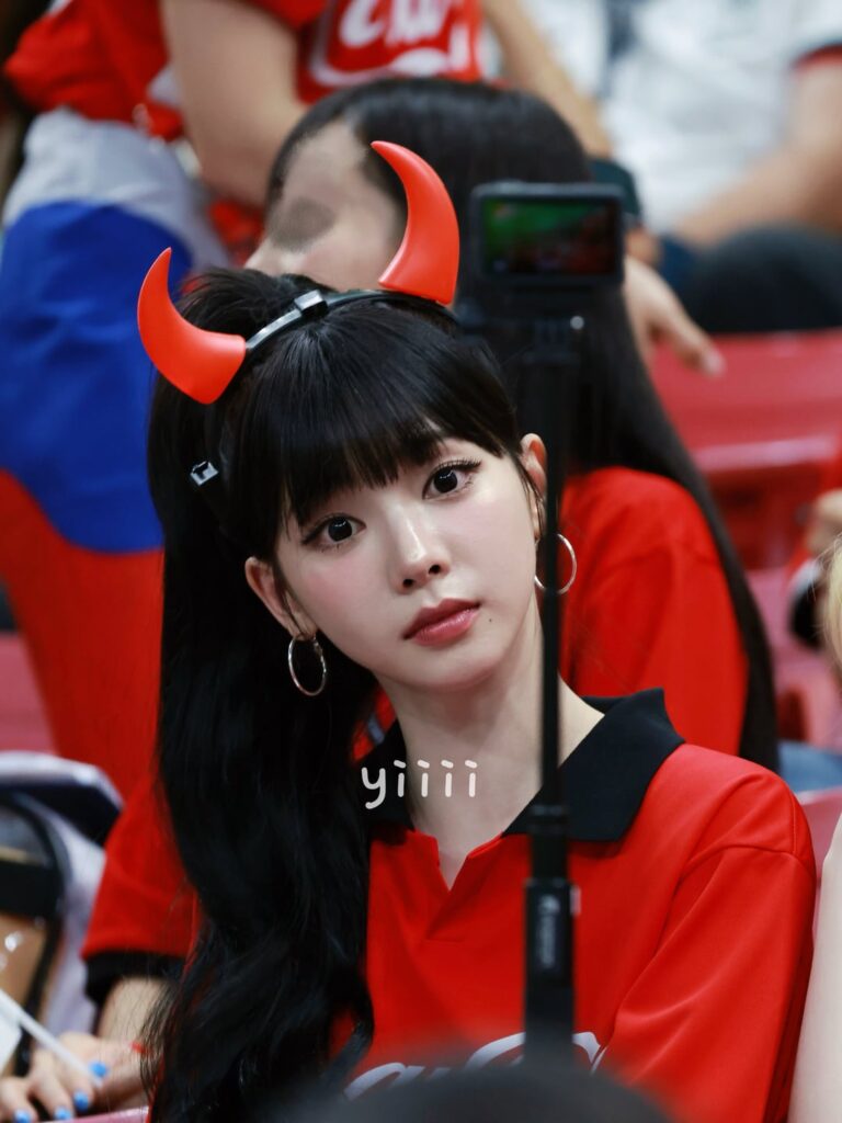 260611 Karina