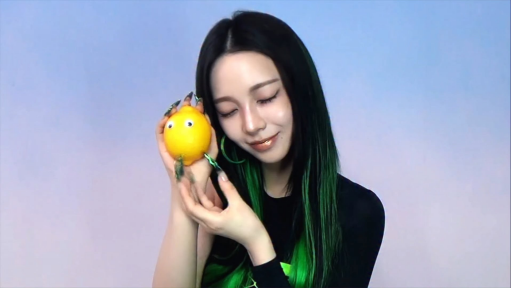 260528 aespa TikTok Update with Karina - Taking care of lemons