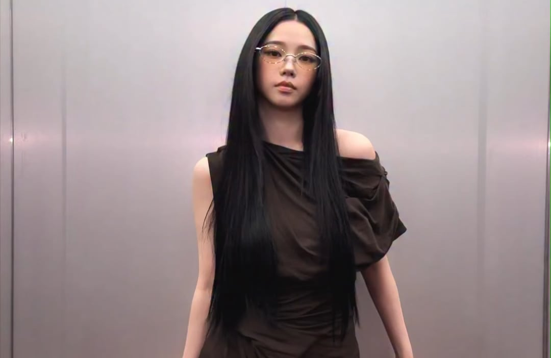 260605 aespa TikTok Update with Karina - @ GENTLE MONSTER Pop-Up