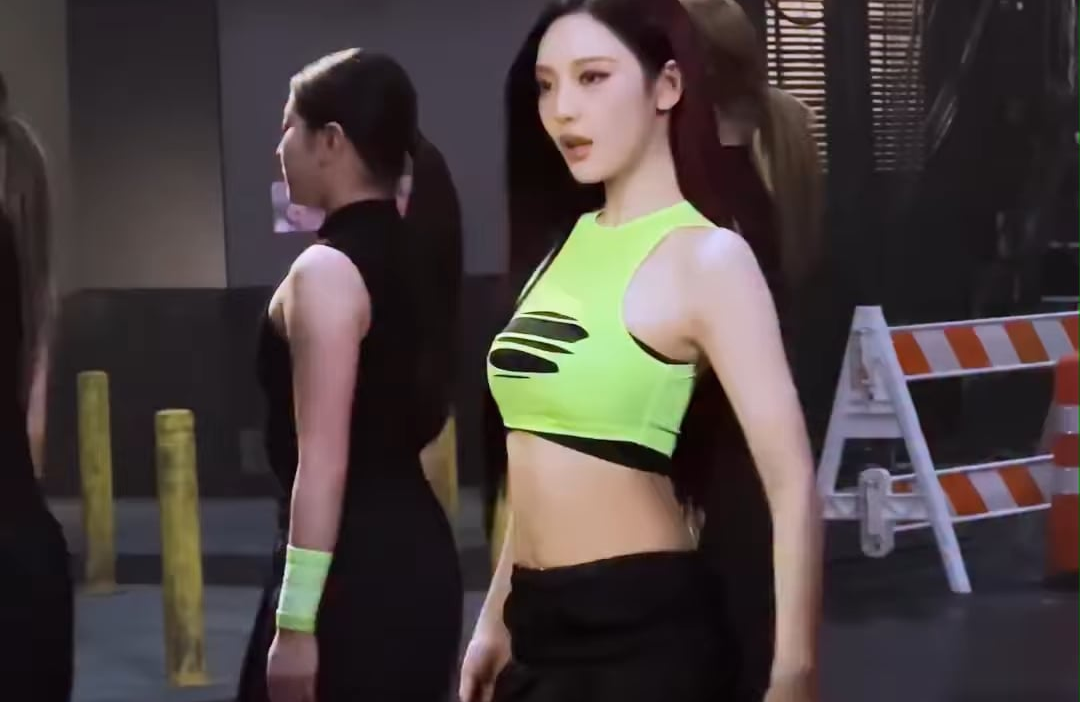 260622 aespa TikTok Update with Ningning - a LEMONADE breeze