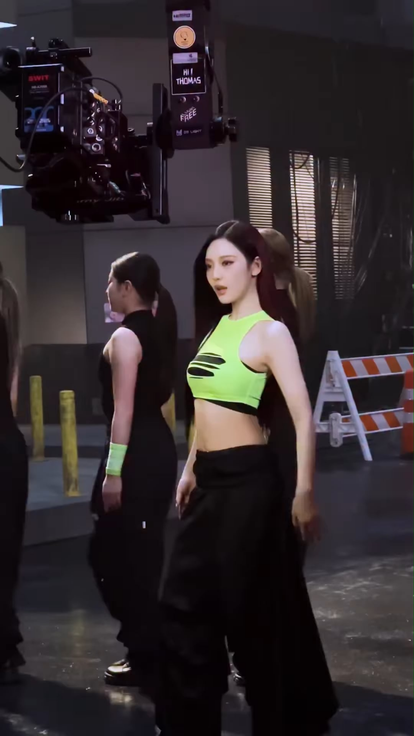 260622 aespa TikTok Update with Ningning - a LEMONADE breeze