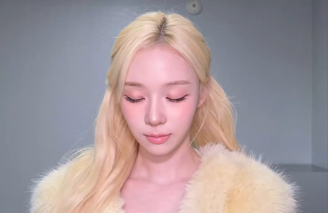 260601 LE SSERAFIM TikTok Update with Winter - intro of the year (w/ Huh Yunjin)