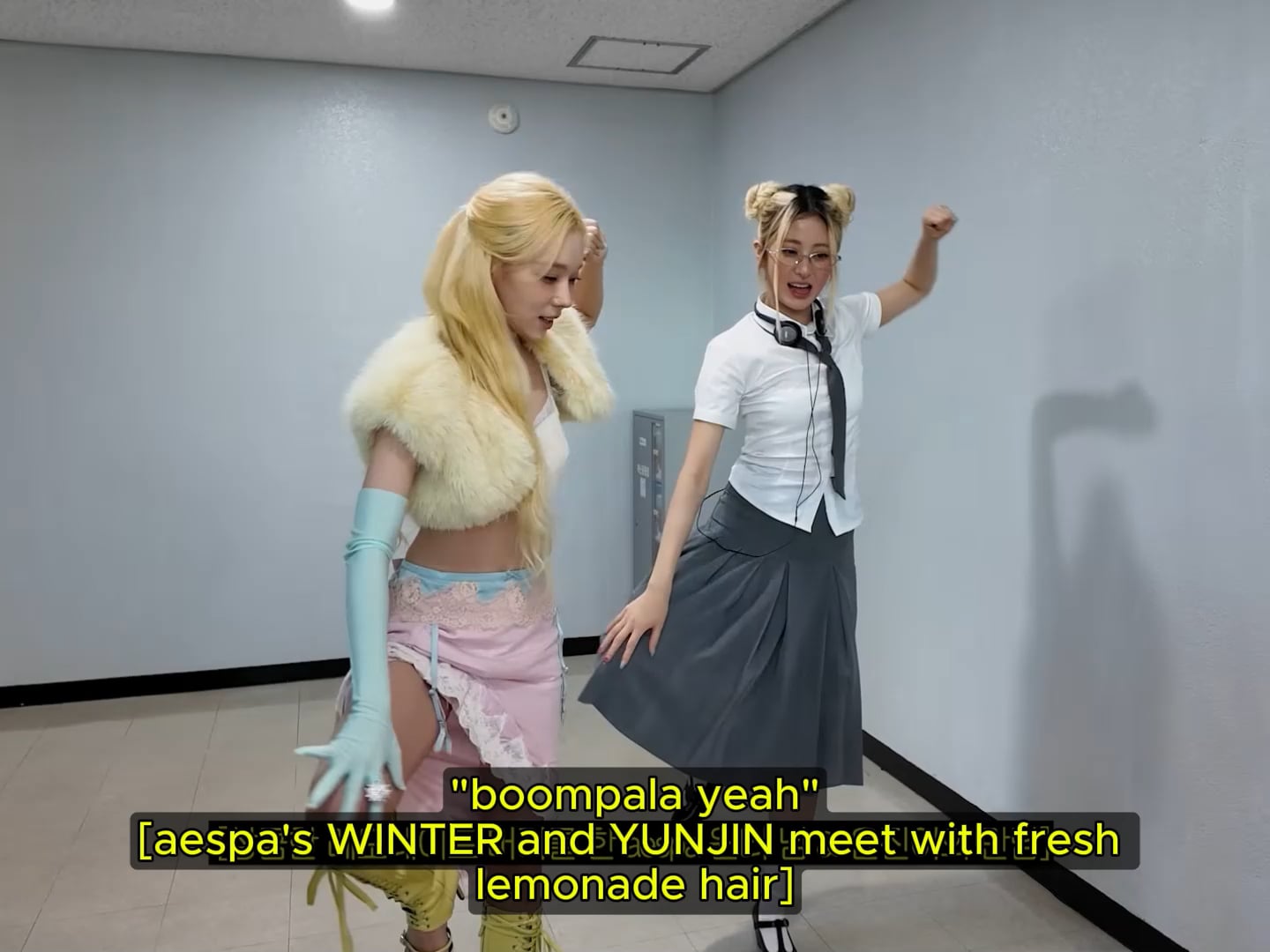 260619 Winter & Karina (with LE SSERAFIM Huh Yunjin & Hong Eunchae) - 'BOOMPALA' & 'LEMONADE' Challenge Behind