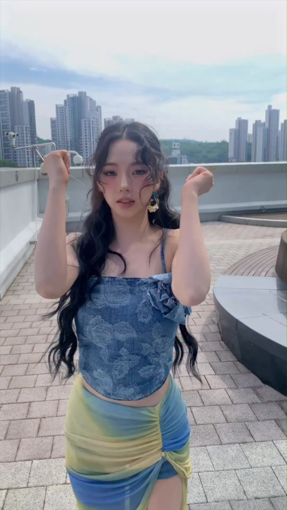 260608 aespa TikTok Update with Karina - Better Things 💙