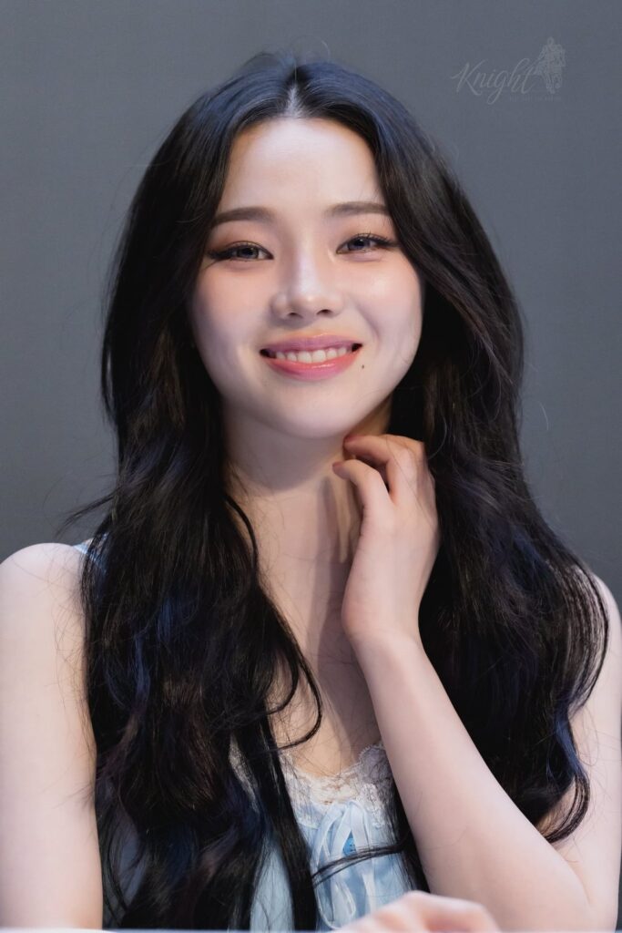 260606 Karina