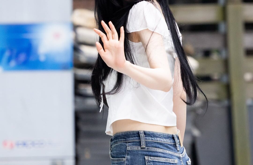260607 Karina