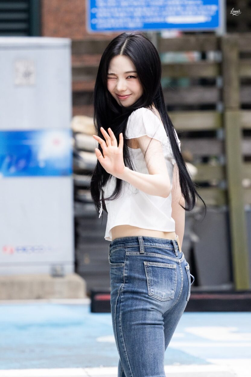 260607 Karina