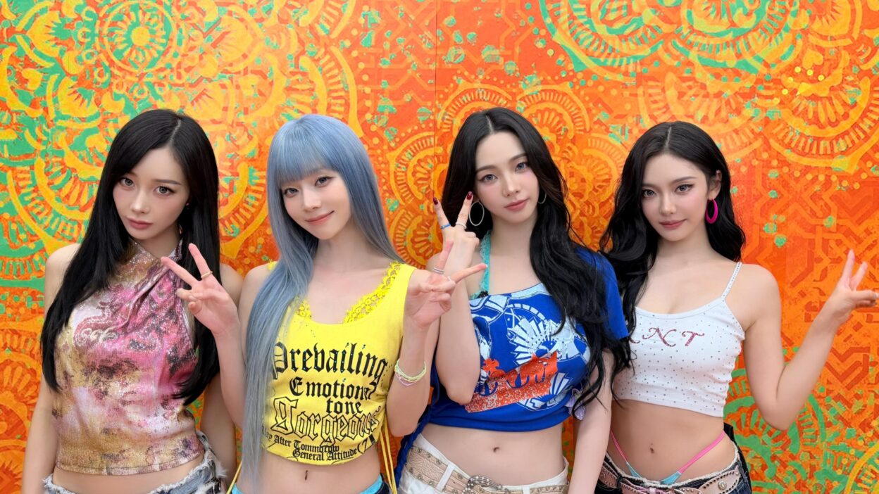 260723 aespa JAPAN Twitter Update - Thank you for tuning in to the Fuji TV program "STAR" 💫 How did you like our new song "KISS N TELL," performed on TV for the very first time? Finally, tomorrow marks the release of aespa's 1st Japan Mini Album ✨ We hope you listen to it a lot! 💋🎶