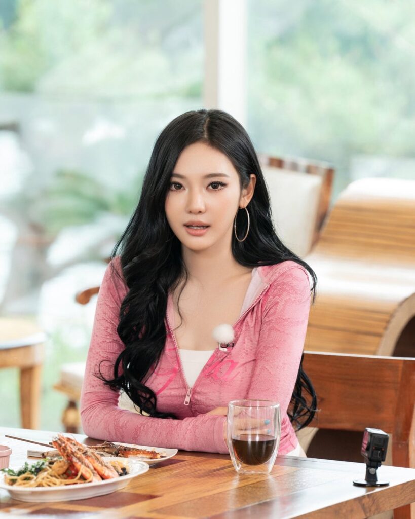 260702 Ningning