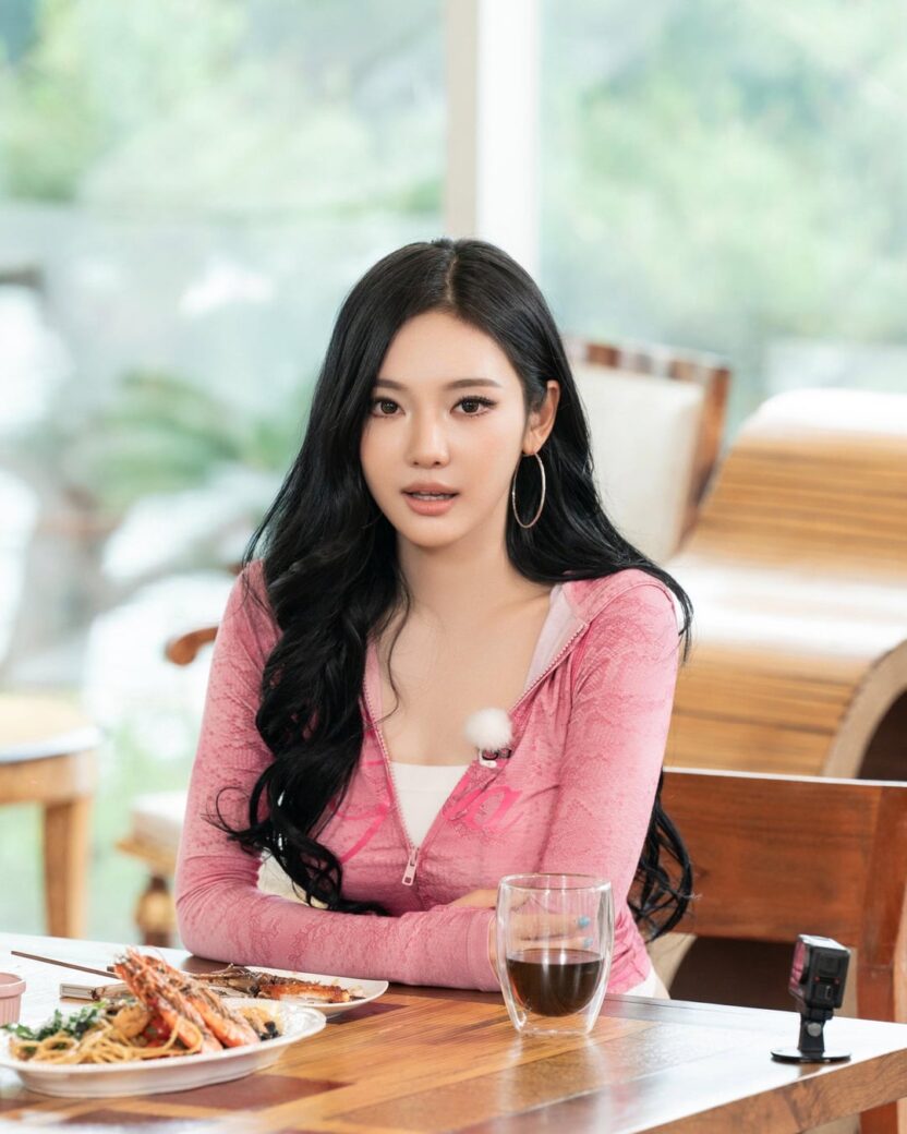 260702 Ningning