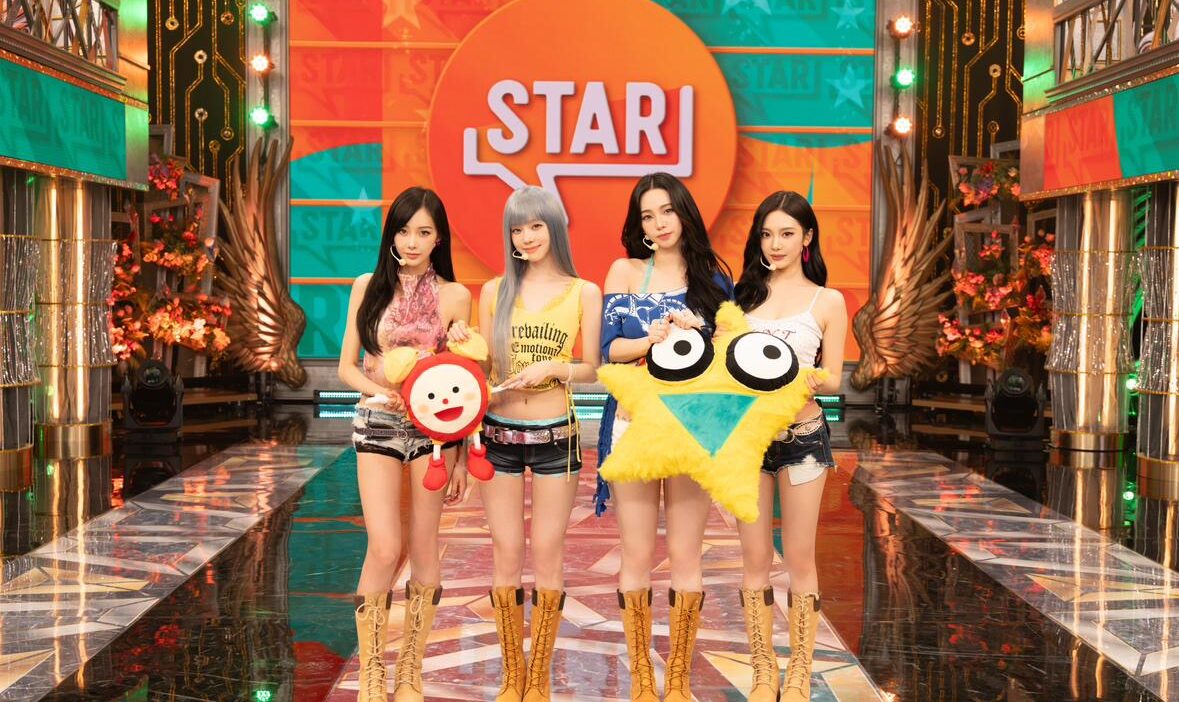 260723 cx_mezamashi Twitter Update with aespa - Tomorrow, Friday the 24th, on Mezamashi TV's "Entertainment Pick Up" ☝️ We interviewed aespa 🎤 They gave Announcer Uegaki a dance lesson!? 💃 Plus, we asked them about their summer memories