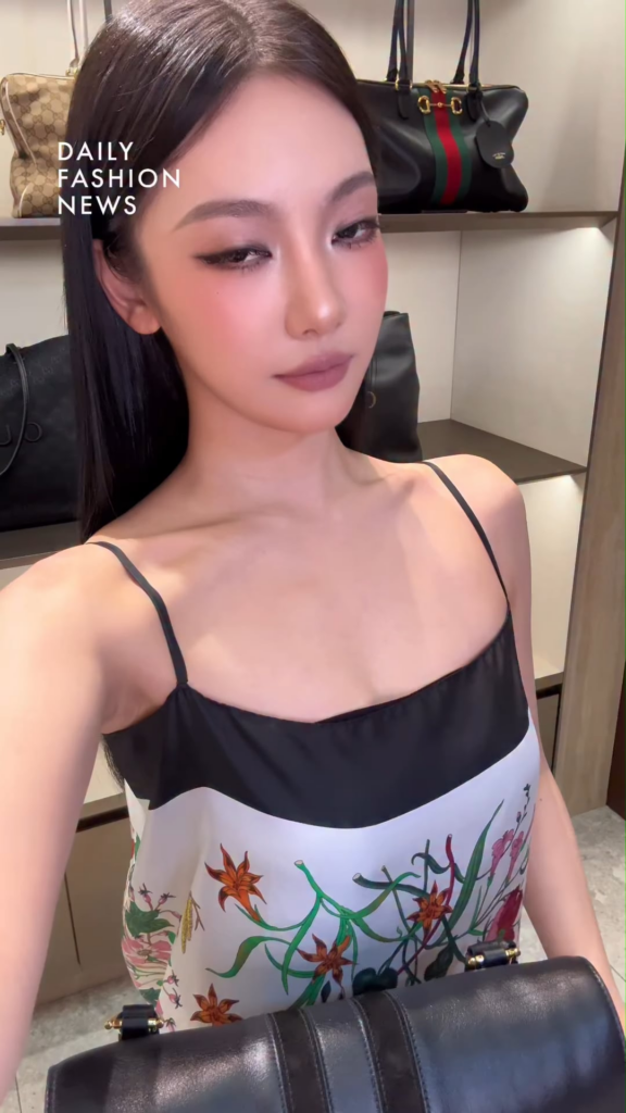 260730 Daily Fashion News Instagram Update with Ningning