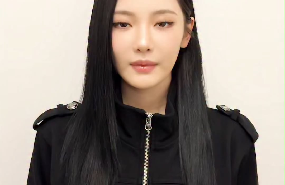 260722 Ningning has won 'TOP K-ARTIST: Female Solo' category at Billboard Korea  & China x TME Chart