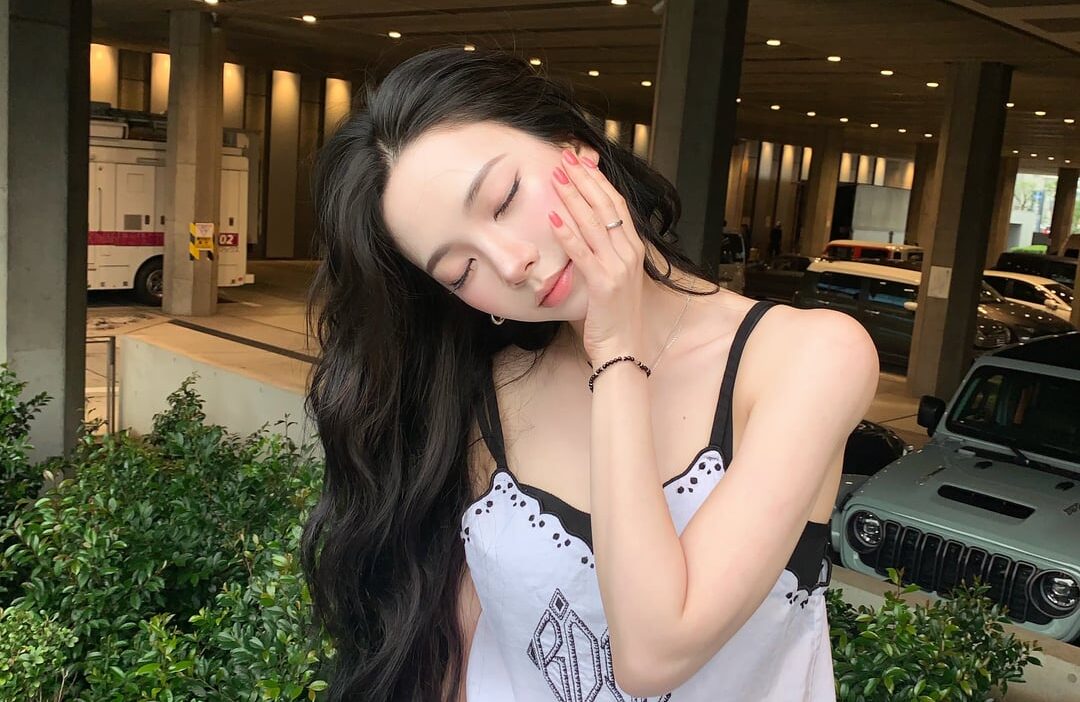 260702 Karina Instagram Update