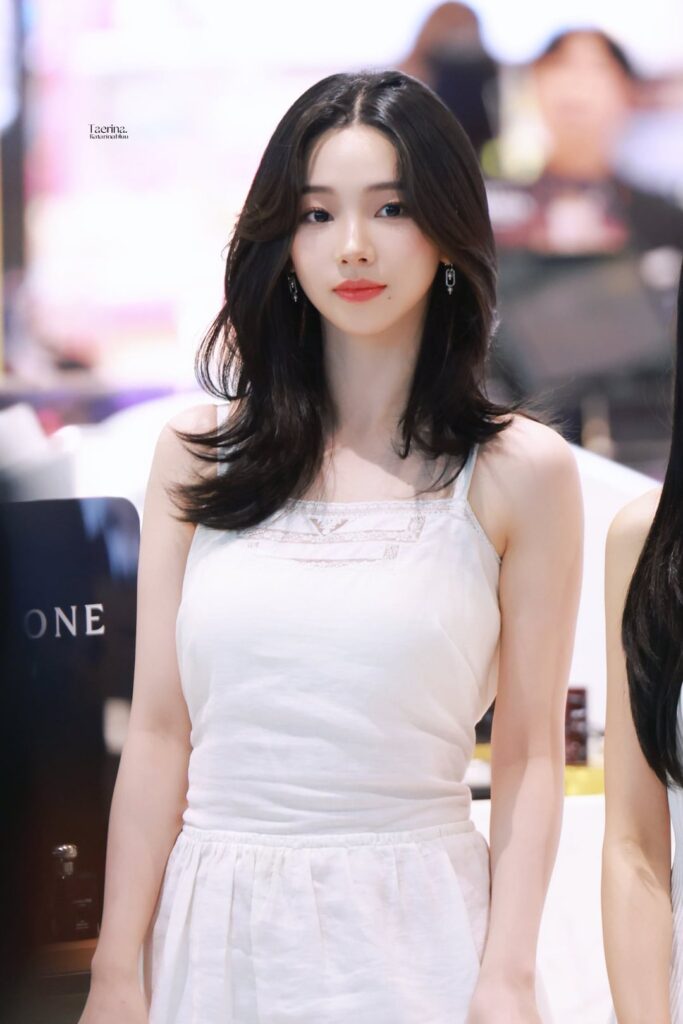 260716 Karina