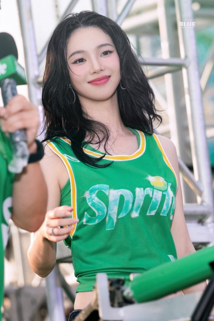 260725 Karina @ Waterbomb