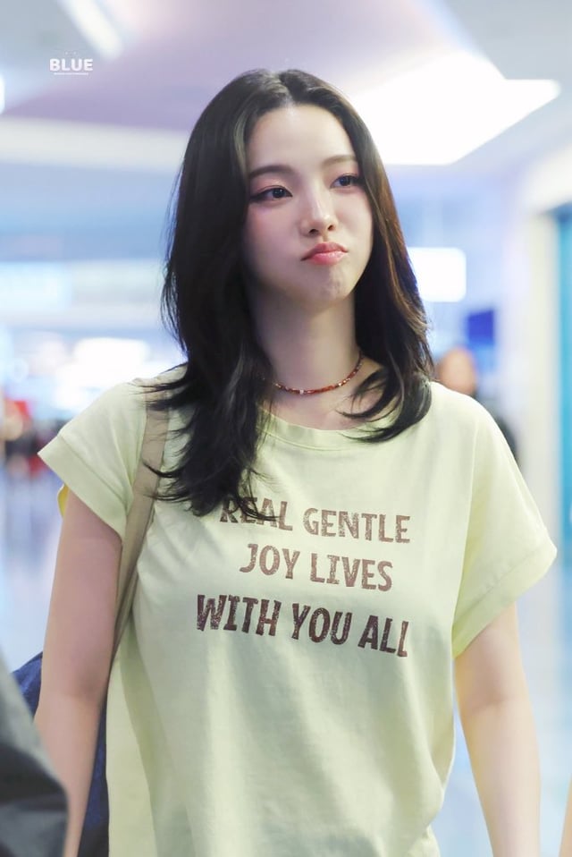 260723 Karina