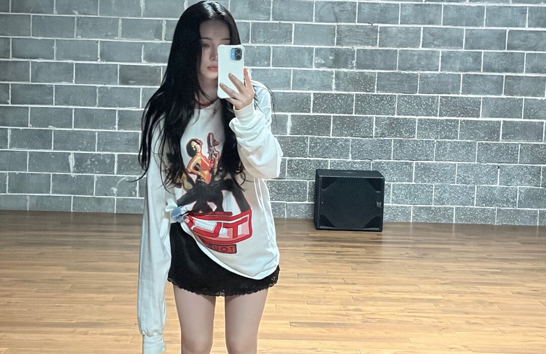 260803 Karina Instagram Update 2