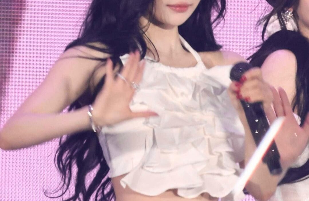 260808 Ningning