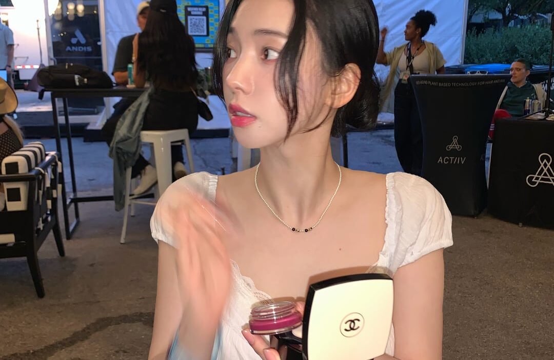 260803 Karina Instagram Update 3