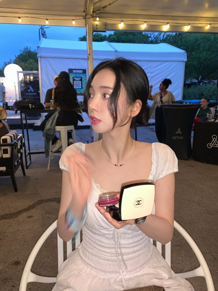 260803 Karina Instagram Update 3