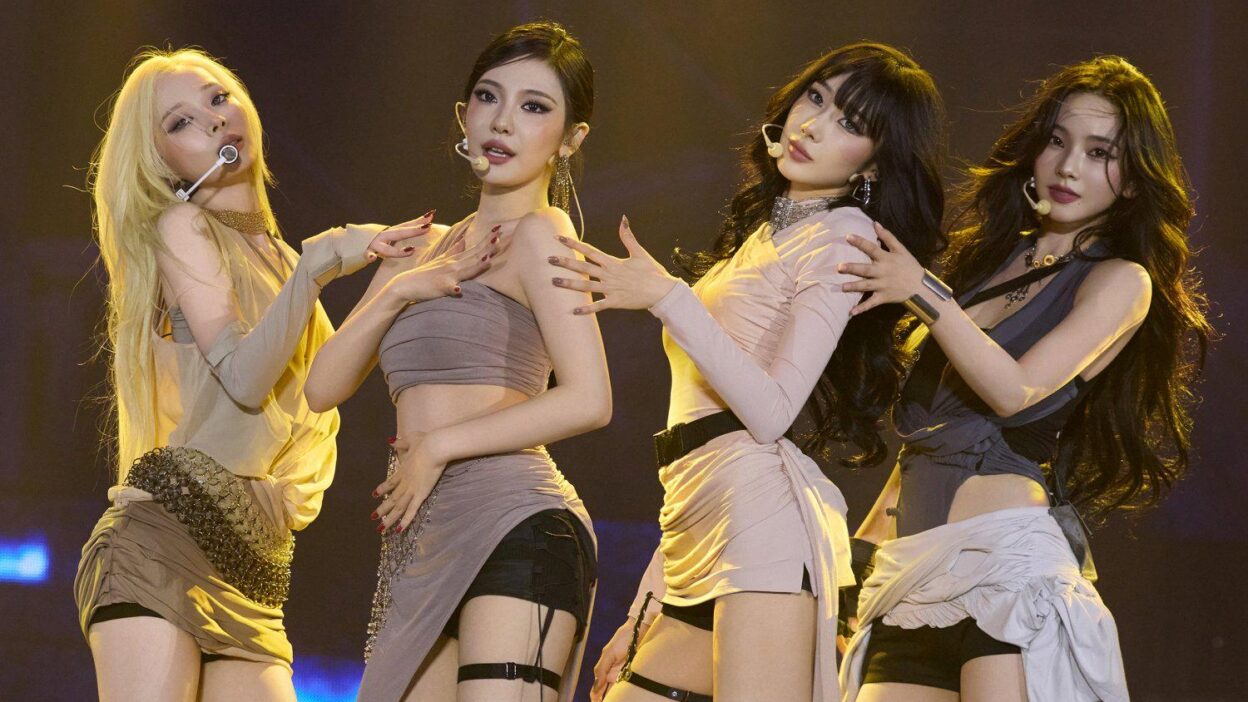 260809 aespa's subunit songs 'Serenade (Karina x Winter)' & 'Lollipop (Giselle x Ningning)' will be released today on August 9th at 6 PM KST