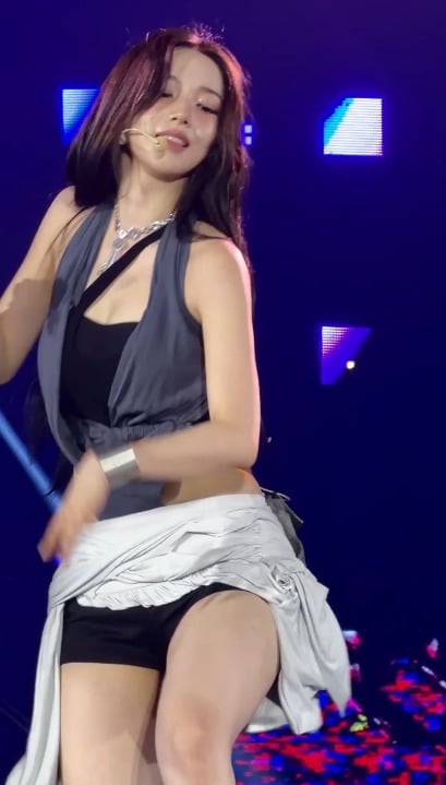 260807 Karina