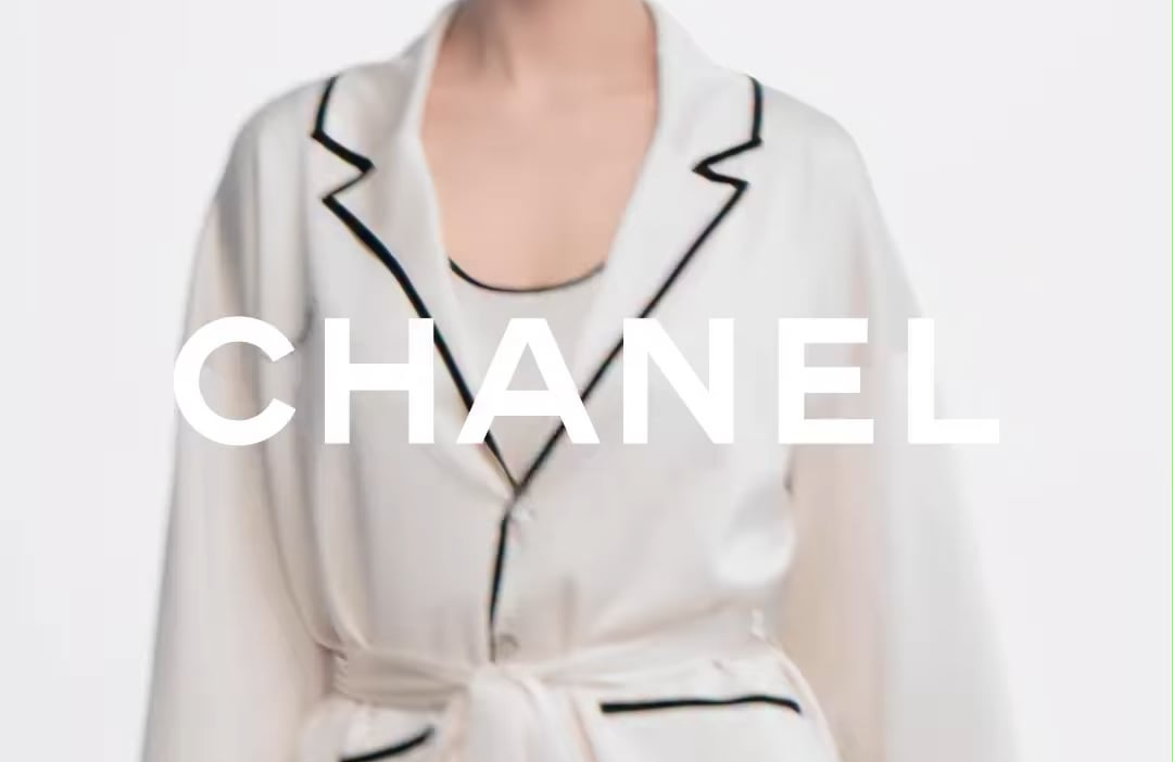 260811 Karina for CHANEL BEAUTY