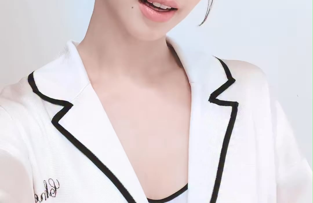 260812 Karina for CHANEL BEAUTY (Behind The Scenes)