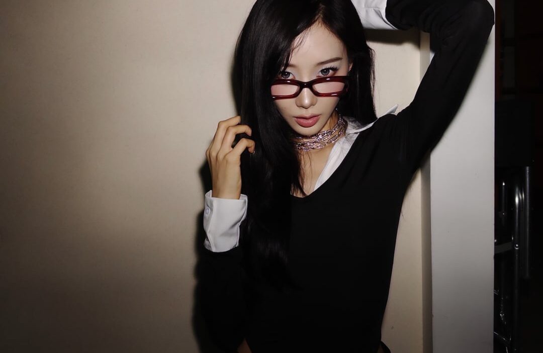 260805 Giselle Instagram Update with Ningning 2