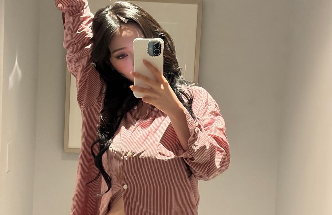 260803 Karina Instagram Update